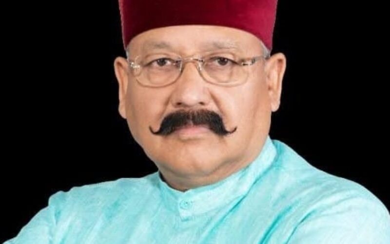 रामपुर तिराहा कांड के शहीदों को कैबिनेट मंत्री सतपाल महाराज ने दी श्रद्धांजलि