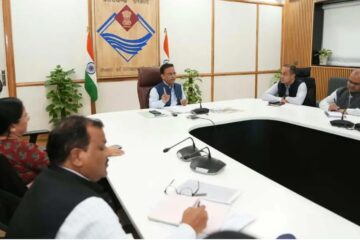 प्रवासी उत्तराखण्डी सम्मेलन-2026 को अंतरराष्ट्रीय पहचान दिलाने के लिए युवा-केंद्रित और नवाचारपूर्ण आयोजन पर जोर