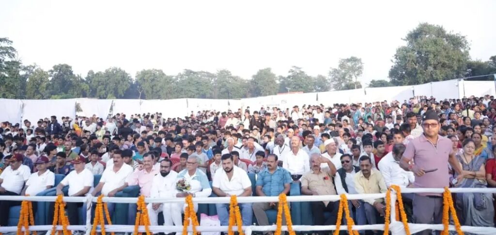 मुख्यमंत्री पुष्कर सिंह धामी ने बनबसा में विकास कार्यों का किया शुभारंभ एवं शिलान्यास, खेल सुविधाओं के विस्तार पर दिया जोर